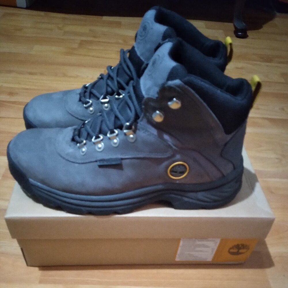 Timberland White Ledge Hiking Boots Mens Gray Leather Lace-Up Ankle - 8.5 (US)